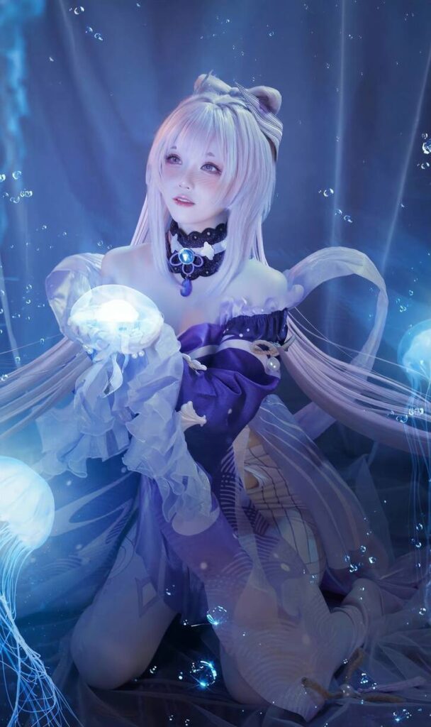 Gái xinh cosplay nhân vật anime 18+ nóng bỏng, khoảnh khắc gợi tình