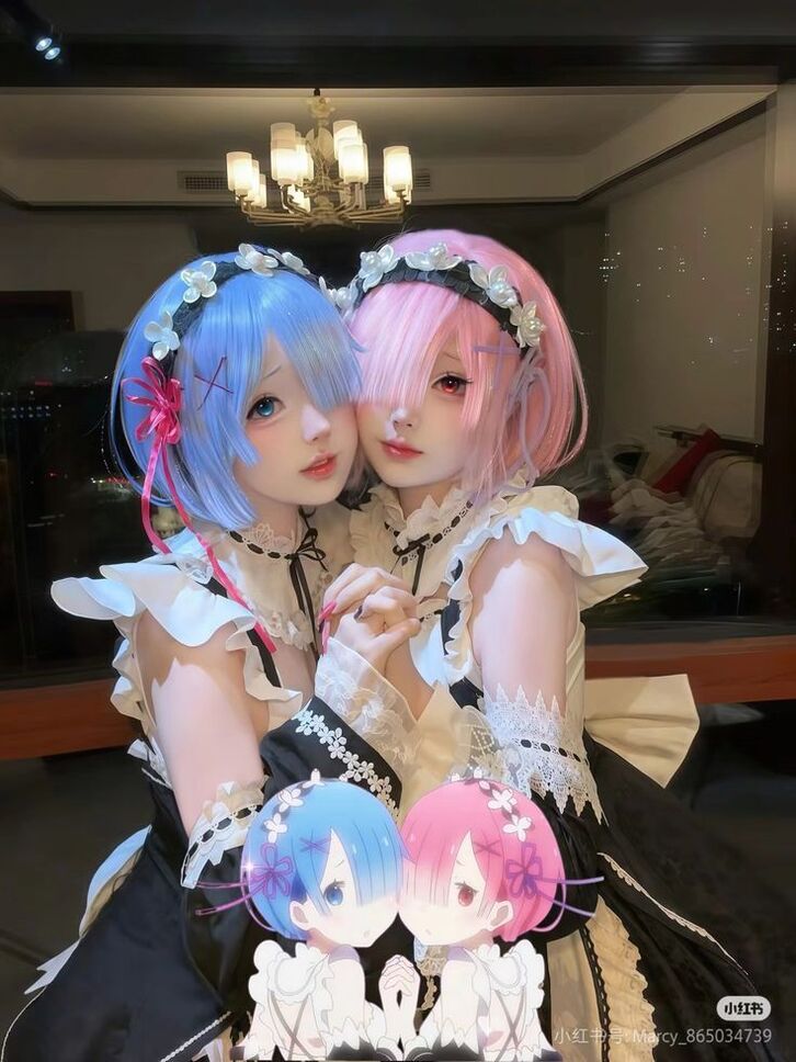 Ảnh gái xinh cosplay nhân vật anime hentai style, biểu cảm đầy cảm xúc