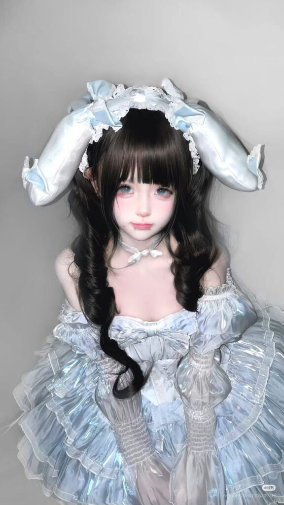 Gái xinh cosplay anime với tạo hình dễ thương và cuốn hút