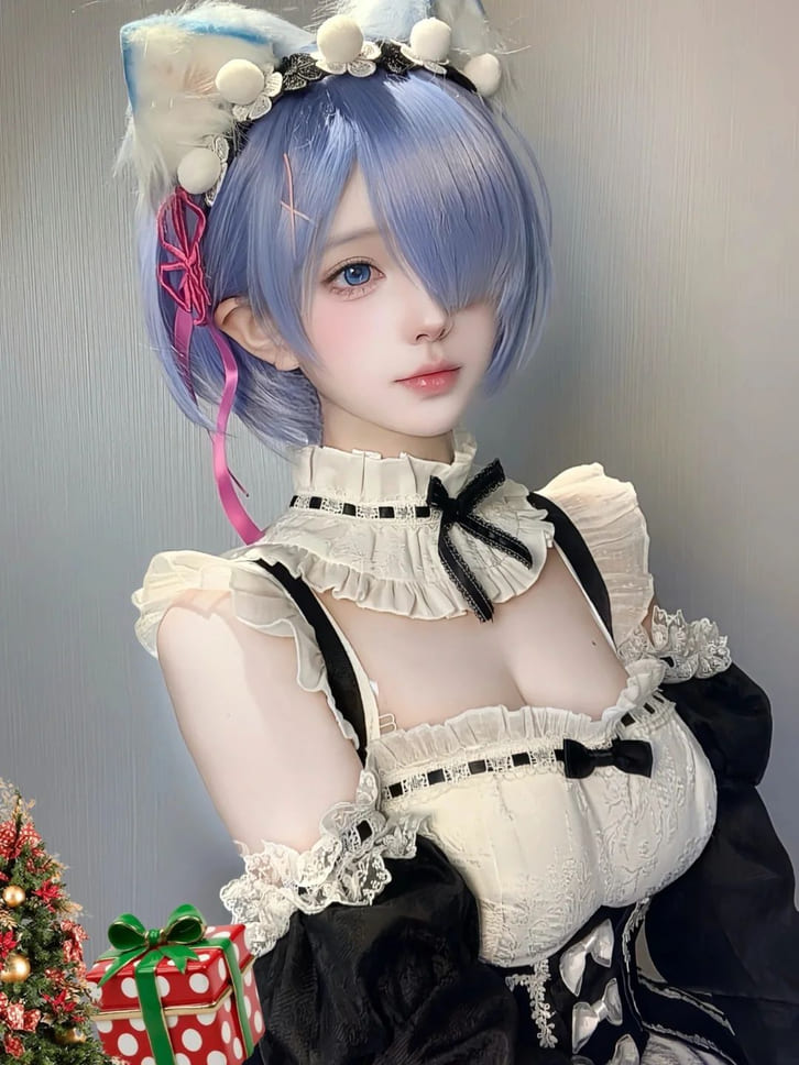 Gái xinh cosplay phong cách maid dễ thương và nổi bật